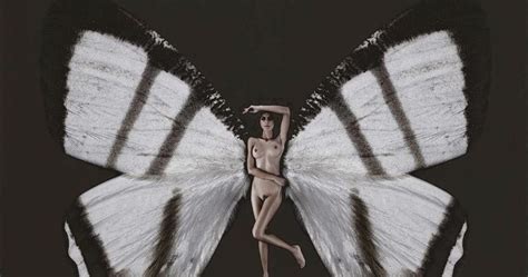 Thi U N Nude H A B M Th Vi N Nh Nude