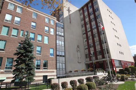 Hotel Dieu Top In Ontario For Short Ct Scan Wait Times Windsor Star