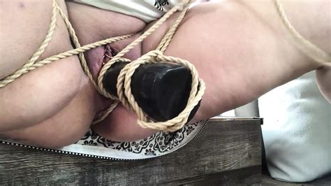 Pregnant MILF Fists Her Pierced Huge Wet Pussy XHamster