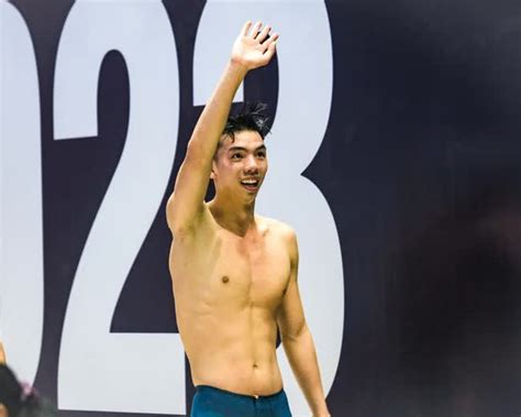 Tuyển bơi Việt Nam hái vàng SEA Games hot boy Kim Sơn tiết lộ ý nghĩa hình xăm Olympic trên
