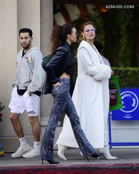 Brooks Nader Sexy Seen With Sarah Jane Flaunts Her Hot Figure On A Holiday Shopping In Beverly