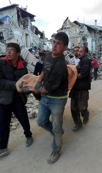 News Terremoto Nel Centro Italia Morti E Feriti Bambini Sotto Le