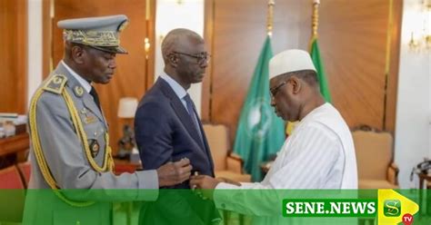 TER Macky Sall procède à des déclarations à titre exceptionnel Photos