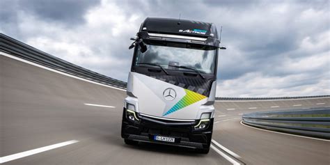 Daimler Truck Debuts EActros LongHaul Prototype At IAA Electrive