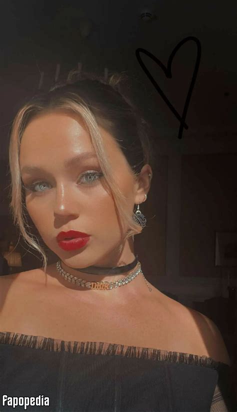 Brec Bassinger Nude Leaks Photo Fapopedia