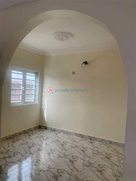 For Rent 3 Bedroom Flat Apartment The Property Located Off Demurin