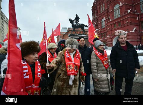 ceremony  laying flowers   leadership   leftist parties