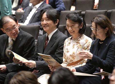 秋篠宮ご夫妻が文化庁芸術祭オープニング公演に臨席 写真特集13 毎日新聞