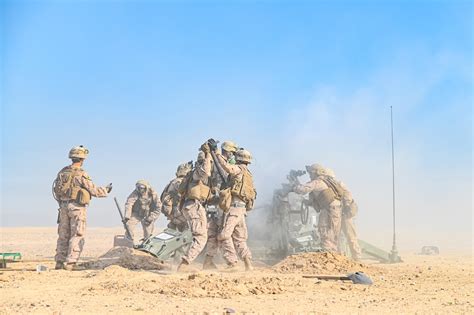 DVIDS Images 15th MEU Marines Sailors Fire Howitzer Image 3 Of 17