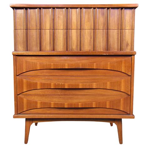 Mid Century Walnut Dresser For Sale At 1stdibs