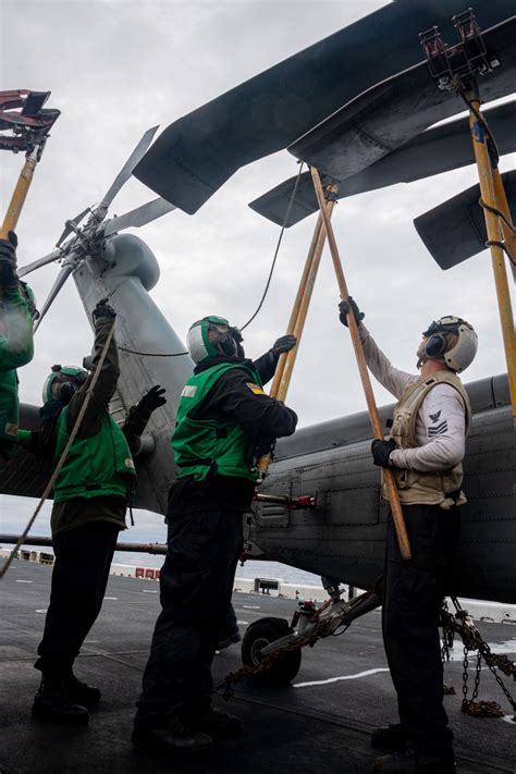 Dvids Images Helicopter Sea Combat Squadron Conducts Maintenance