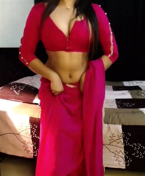 Sexy Indian Girl Hot Dance In Saree Asian Porn XHamster
