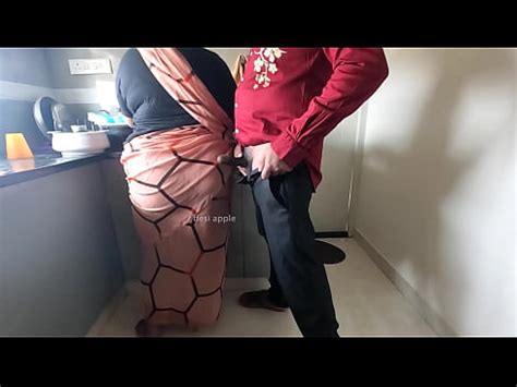 Mostrando Su Pene A La Sirvienta Sumaya XVIDEOS