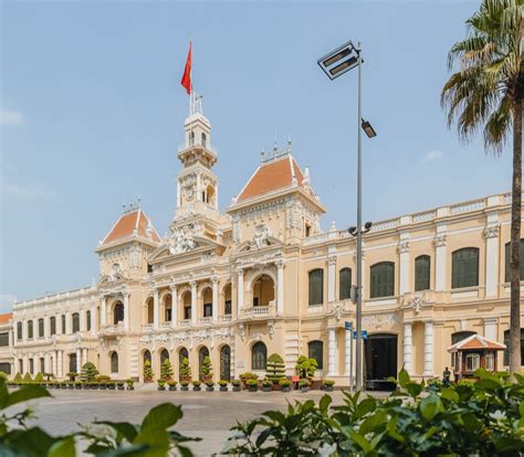 Sài Gòn về đêm Top 10 địa điểm vui chơi siêu hot