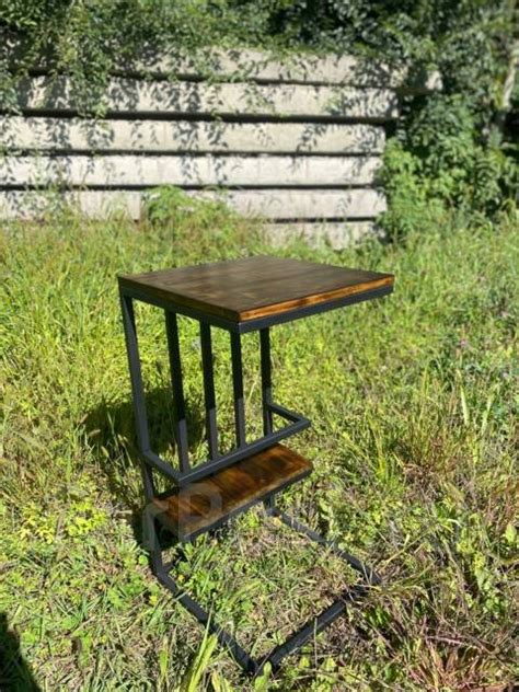 Столик приставной к дивану Лофт - Мебель в Артеме