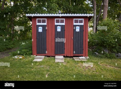 Outhouse Privy Toilet Hi Res Stock Photography And Images Alamy