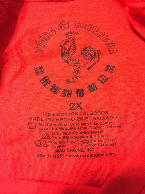 Tuong Ot Sriracha Hot Chili Sauce Tee Red Jwong Boutique