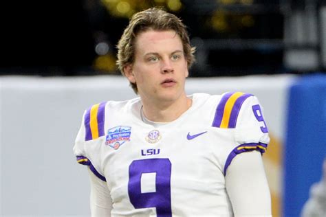 LSU quarterback Joe Burrow wins Maxwell, Davey O'Brien awards - UPI.com