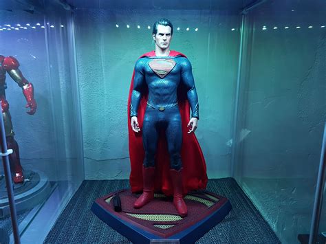 Hot Toys MMS Man Of Steel Superman Collectible Figure Page Collector Freaks