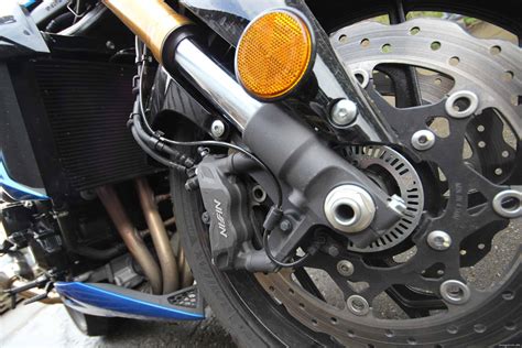 Test Suzuki Gsx S Yoshimura Edition Frisk Naked Bike Med God Lyd