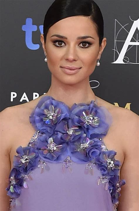 Nude dafne fernández escogió centrar la fuerza Yodona EL MUNDO