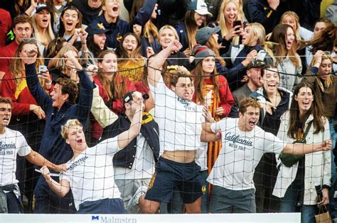 Cal Mens Water Polo Team Rallies Past Usc Wins 16th National Title