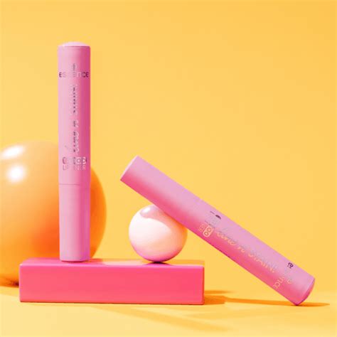 Köp essence Line n Stain Tattoo Lip Liner 01 Everyone s Nude Pink 2 5 ml på MEDS se