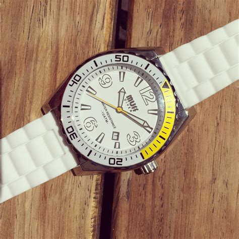 BLONDE MUFF MUFF Diver Watches