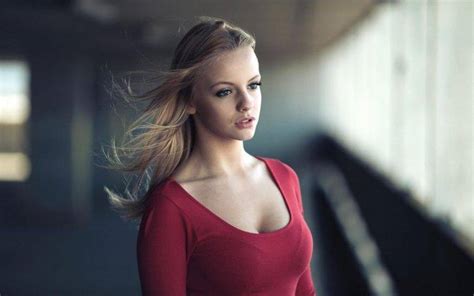 Push Up Bras Blonde Smooth Skin Blurred Boobs Wallpapers HD Desktop And Mobile Backgrounds