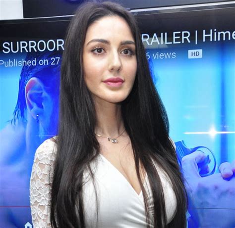 Farah Karimi Hot Bikini Images Photos Stills Pics Wallpapers Gallery Cinemagigs