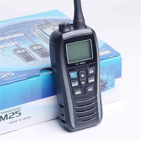 Jual ICOM IC M25 VHF Handheld Marine Radio Transceiver