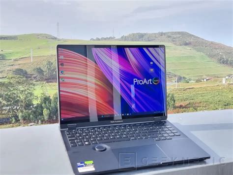 ASUS ProArt Studiobook Pro 16 OLED W7604 Review