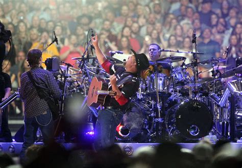 Garth Brooks tour 2026 dates are already causing massive fan excitement 33