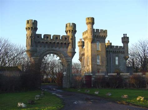 Thurso East Castle 14 Of 23 Gatehouse Photoscaithnessorg