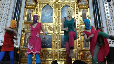 Gyorsan foglaljanak jegyet Budapestre jön a Pussy Riot