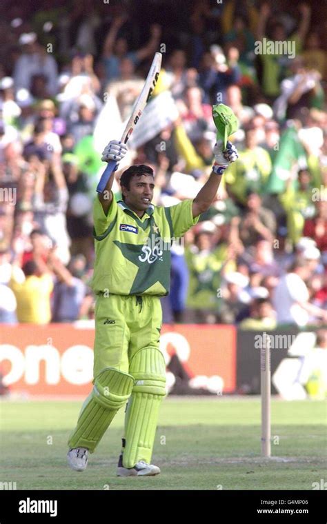 Saeed Anwar Celebrates Century Pakistan Against New Zealand Hi Res