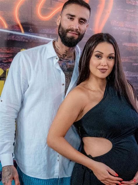 Angie Arizaga Y Jota Benz Revelan Planes Para Vivir En El Extranjero