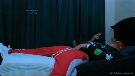 Mixed Asian Guy Sagging And Jerking His BBC Until It Creams Gay Black Black Porn XHamster