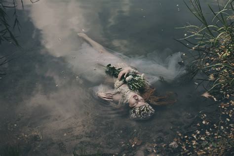 Темная культура | Fantasy photography, Water shoot, Photography