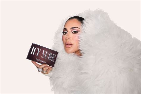 Huda Beauty Lancia La Icy Nude Collection