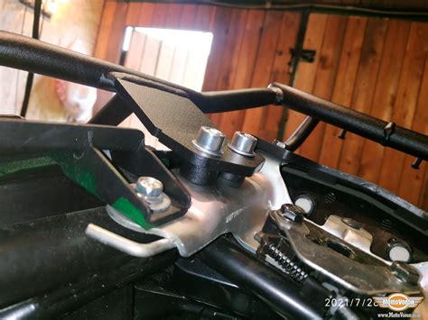 Bajaj Dominar 400 (2019+) pannier rack, luggage rack system for bags ...