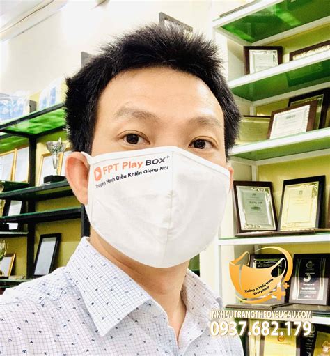 Khẩu Trang Vải In Logo Fpt Play Box