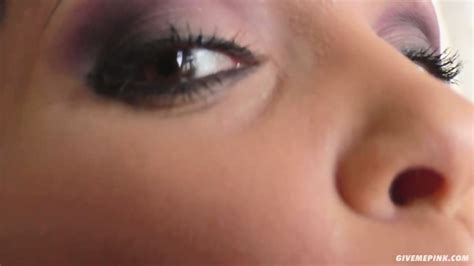 Pamela Pantera Gives Handjob Hot Her Son Pandora Pantera