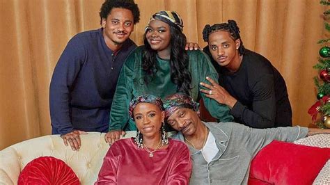 How Many Kids Does Snoop Dogg Have? Are They famous?