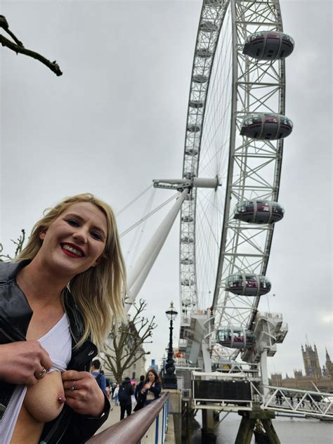 I Think Most Of London Saw My Tits F R Gonewildgbuk
