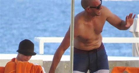 Ab Tastic Jaime Pressly Parades Her Incredible Bikini Body And Looks Twice As Nice In Two Tiny