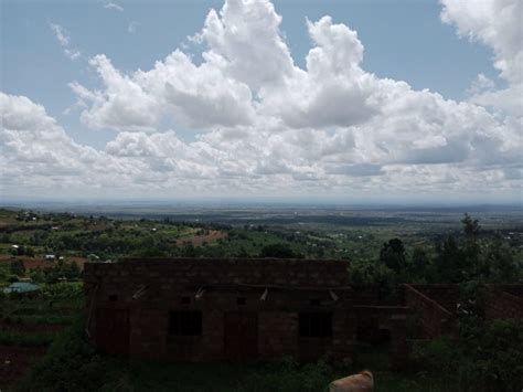 Infinix Hot Play Review