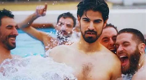 Les H T Ros R V Lent Ce Quils Ont Fait De Plus Gay Dans Leur Vie