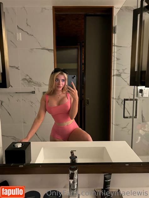 Rileymae Rileymaelewis Nude Onlyfans Photo Fapullo