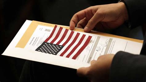 Cómo solicitar la Green Card en California Pasos requisitos y precio